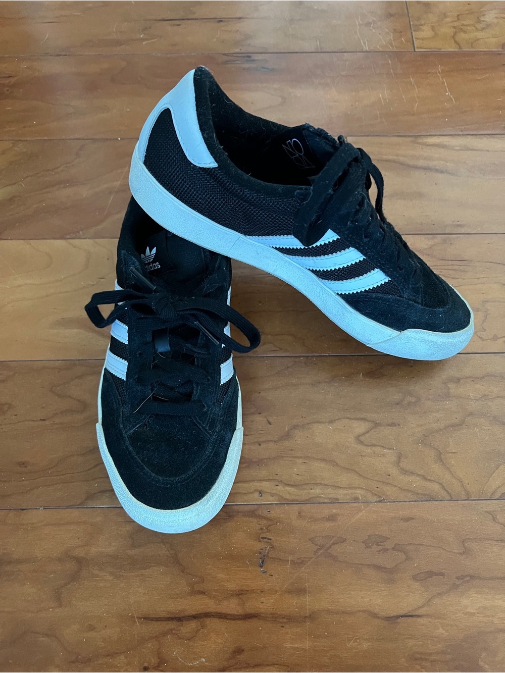 adidas Nora skate sneaker | Black and White Suede Low-Top Sneakers
